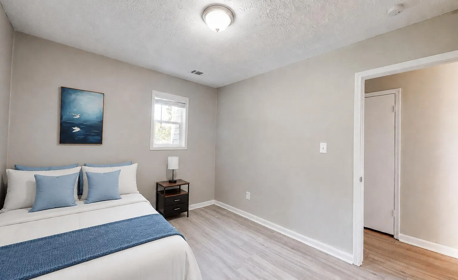4 bed, 3.5 bath, 1863 sqft, $789 — Photo 2