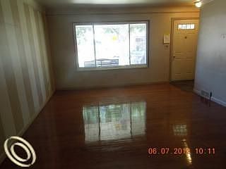 3rd image of 24246 Patricia Ave