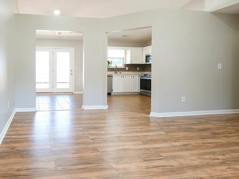 3802 Brownstone Dr — Photo 17