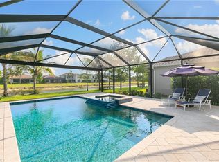 4452 Aurora St, Naples, FL 34119