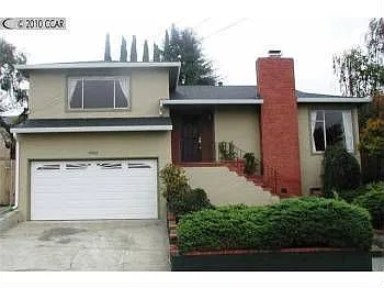 19048 Vannoy Ct photo 1