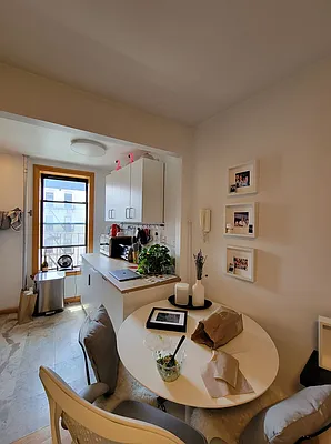 Rented by Oxford Property Group | media 5