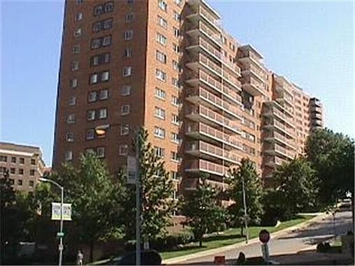 2nd image of 310 W 49th St APT 204