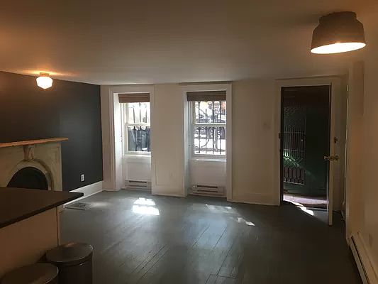 5th image of 641 Carlton Ave #2