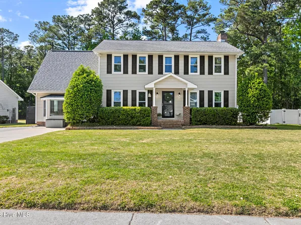 2724 Northwoods Drive, Jacksonville, NC 28540