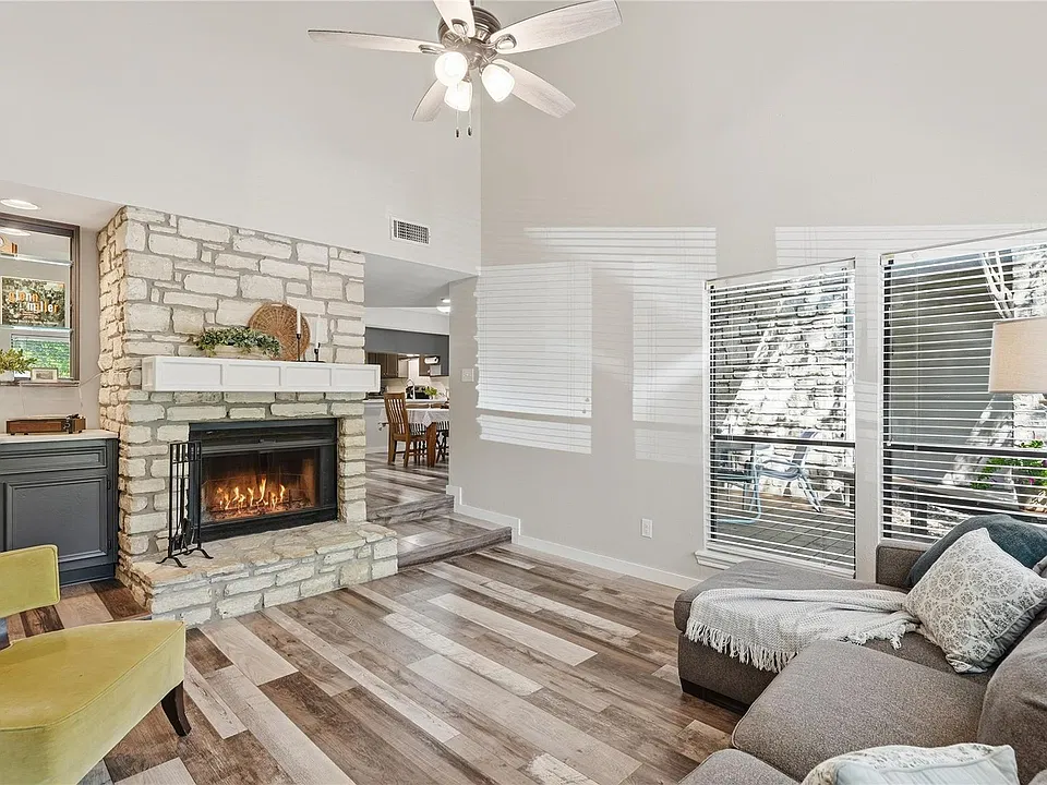 32 Cypress Point
