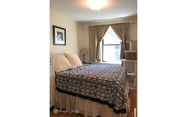 Rented by Douglas Elliman | media 13