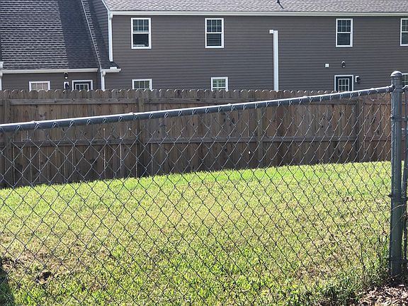 4th image of 9217 Atlee Branch Ln