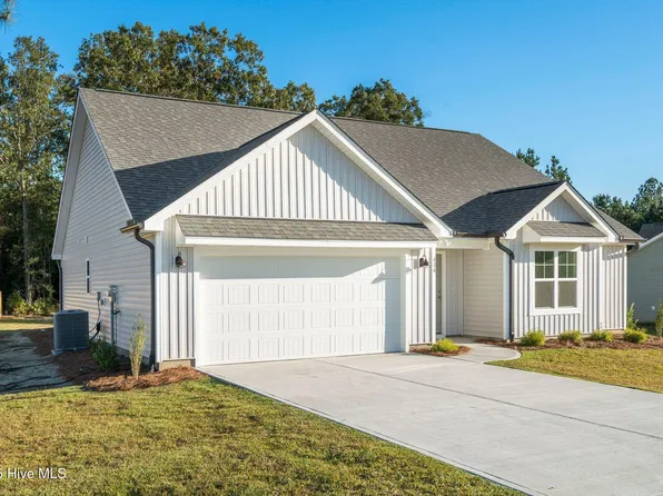 404 Alice Lane, Burgaw, NC 28425