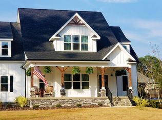 737 Rookery Ln, Whispering Pines, NC 28327