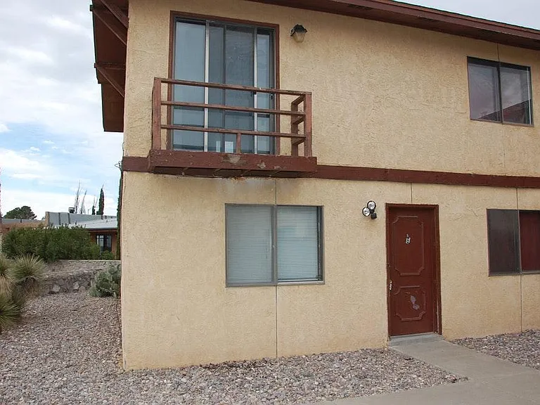 3123 Hillrise Dr #B — Photo 5