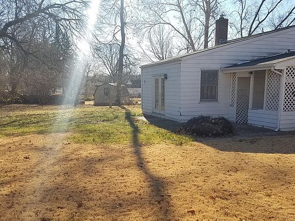 2nd image of 10 Saint Martha Ct