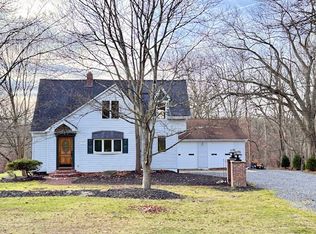 2549 W Hardies Rd, Gibsonia, PA 15044