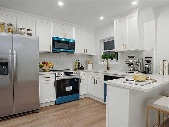 4th image of 3031 Edson Ave #3