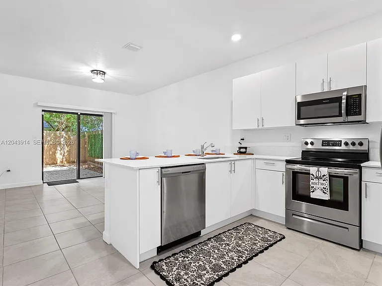 28562 SW 134th Ct — Photo 23