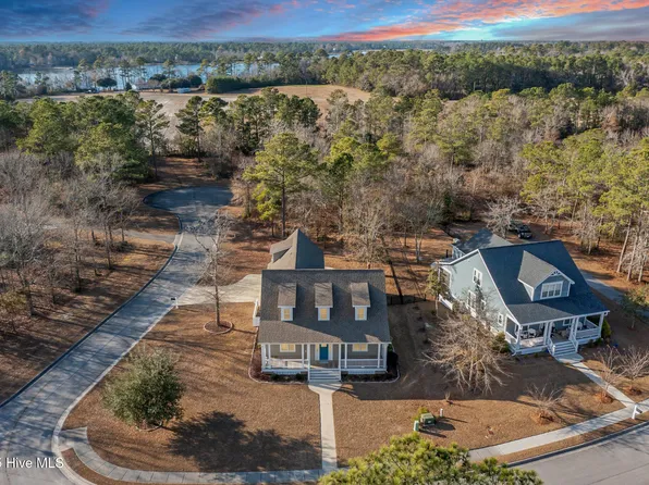 700 Windward Lane, Swansboro, NC 28584