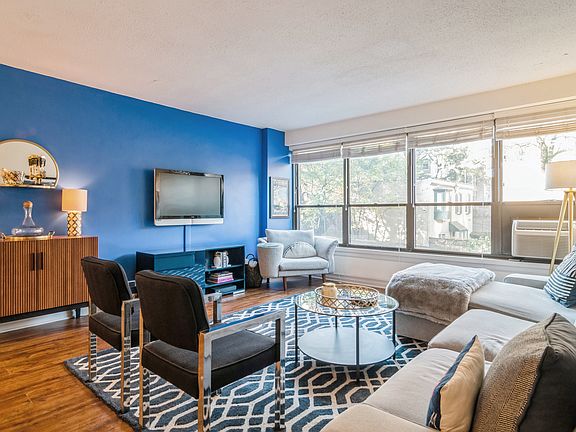 4th image of 2930 N Sheridan Rd APT 202