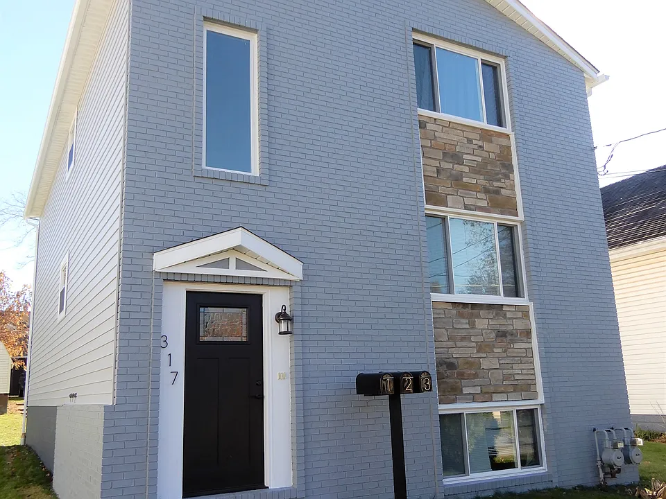 317 W Grant St #2