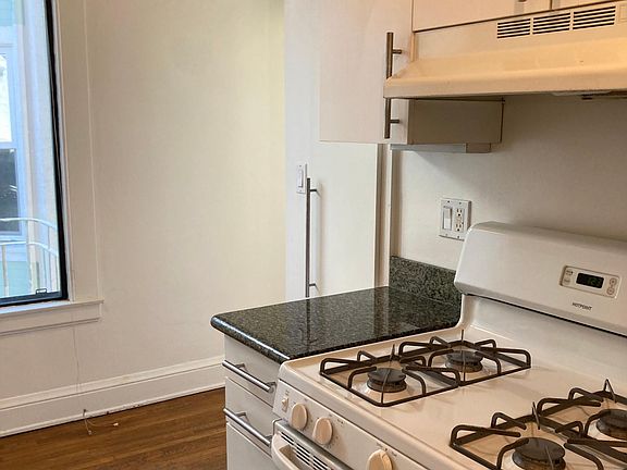 3rd image of 1240 7th Ave #7