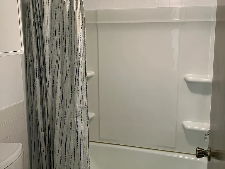 950 Westbrooke Way #7 — Photo 8