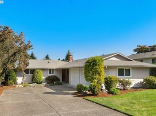 15805 NE Schuyler St, Portland, OR