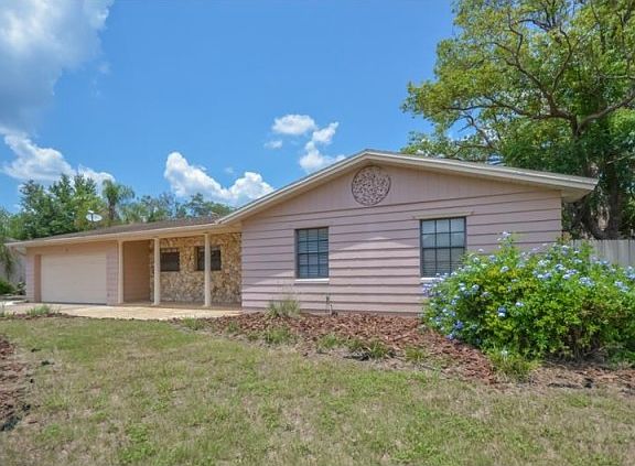 2nd image of 4 Heritage Cove Ct