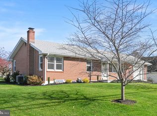 542 S Lingle Ave, Palmyra, PA 17078