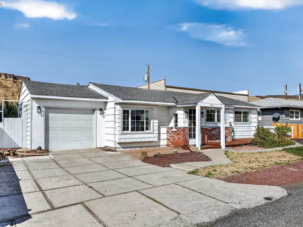 3516 W 8th St, The Dalles, OR 97058