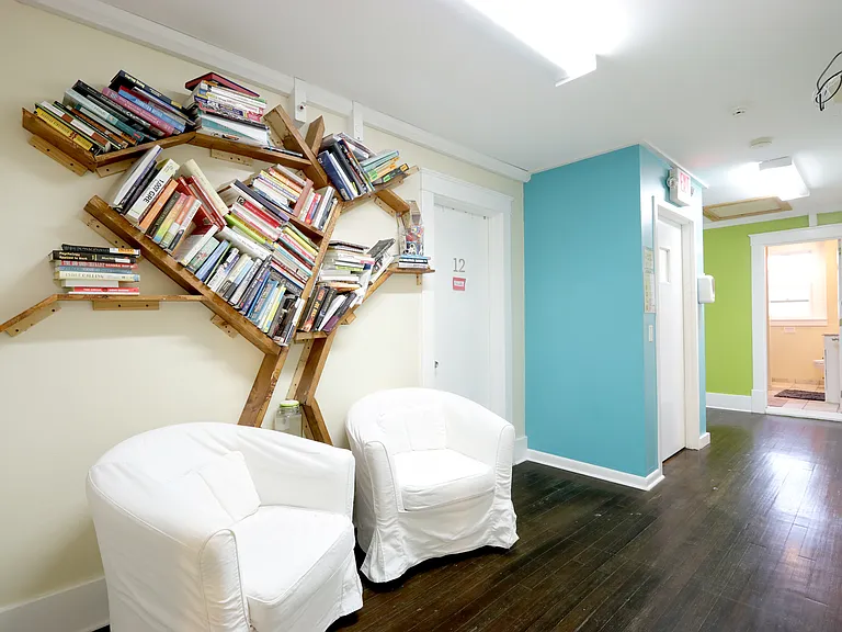 244 E Nittany Ave — Photo 9