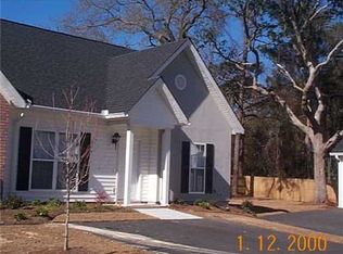 105 Grey Oak Ct, Savannah, GA 31419