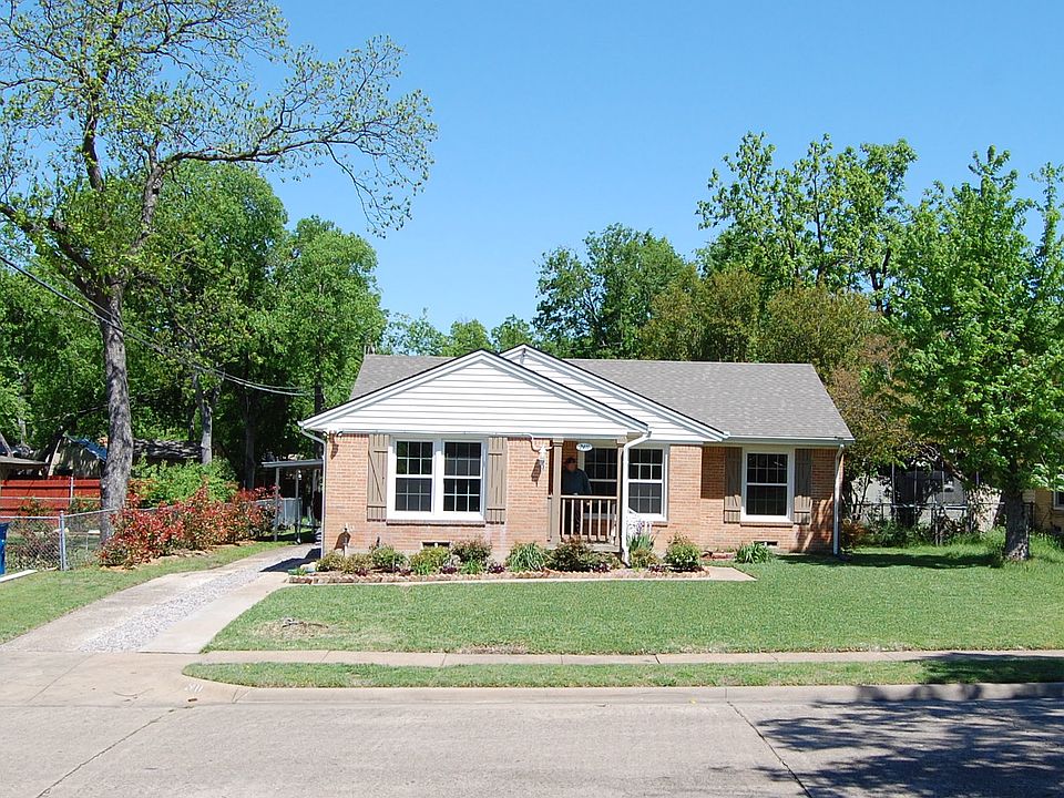 1st image of 2411 Montalba Ave