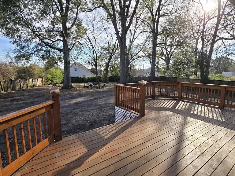 402 Meriwether St — Photo 33