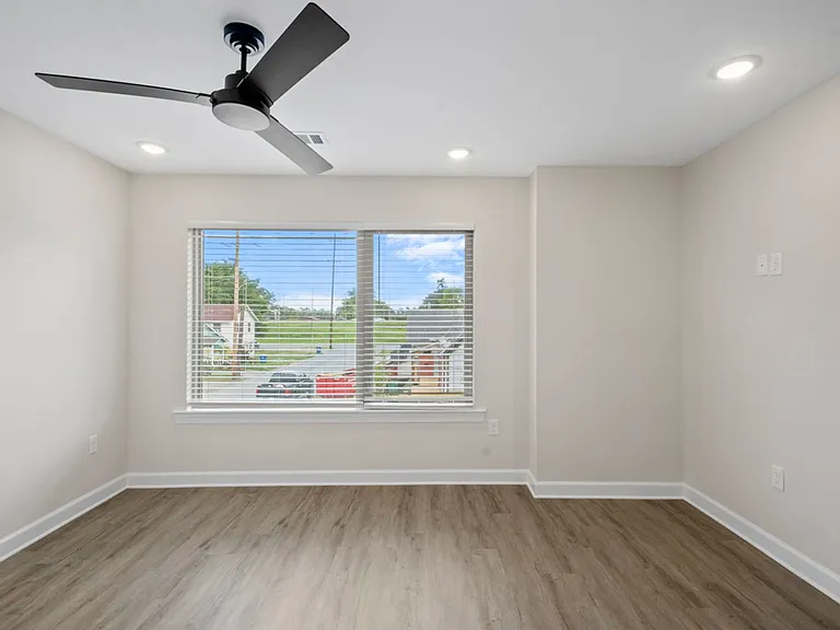 Leasing Now - New Townhomes, North Little Rock Argenta Arts Area — Photo 39