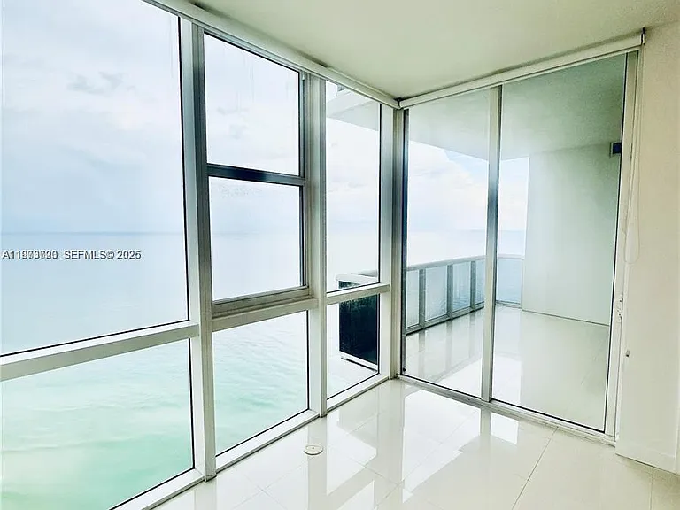 18201 Collins Ave #4808 — Photo 11