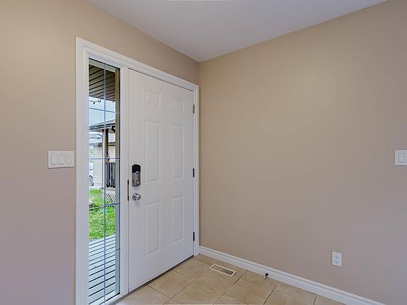 4th image of 1919 Hammond Pl NW