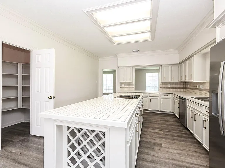 11102 Brook Mill Ct — Photo 11