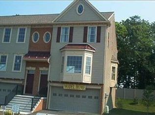 6318 Creekbend Dr, Mechanicsburg, PA