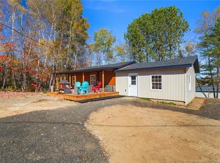 19 Slope Rd, Minto, NB E4B 3G7