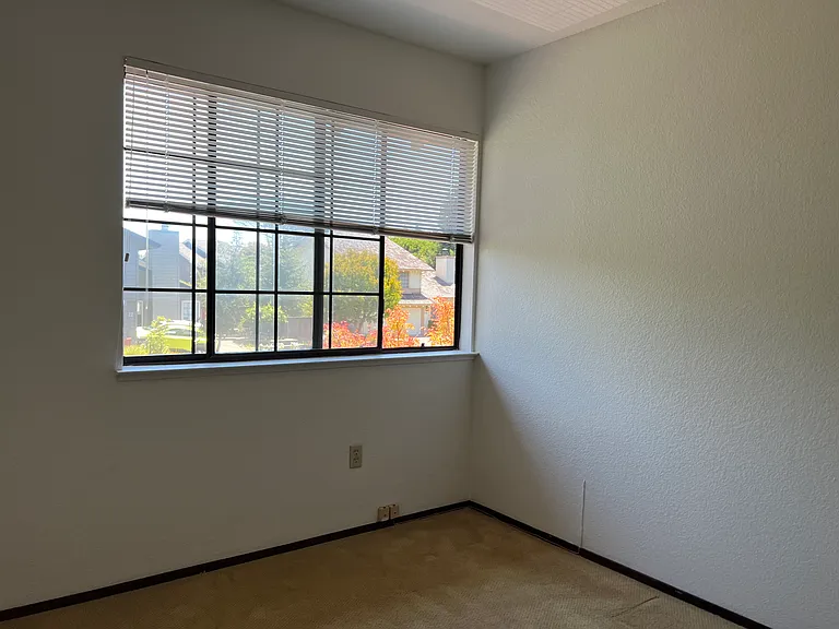 29 Sea Brg — Photo 33