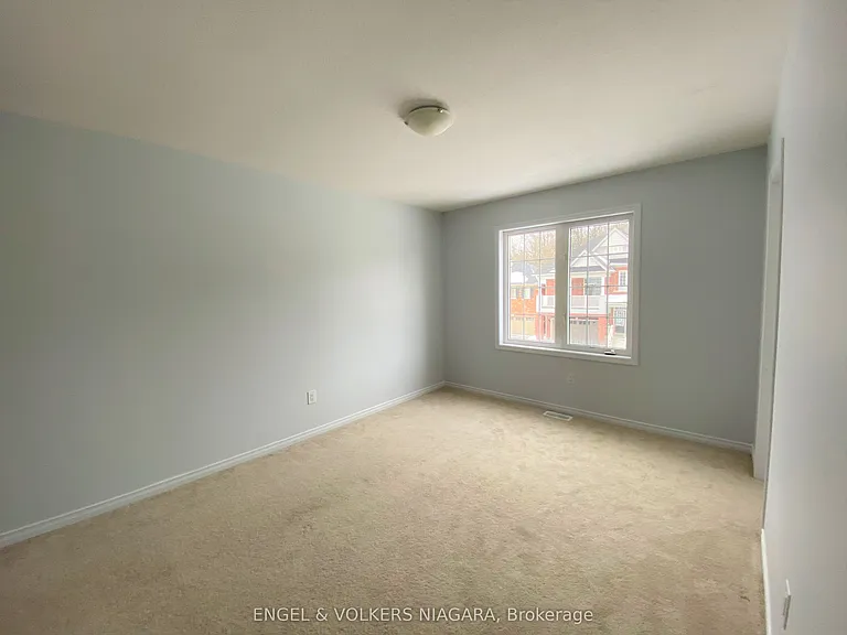 8576 Sweet Chestnut Dr — Photo 30