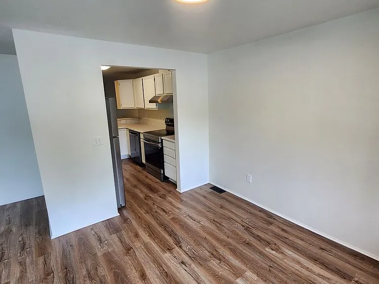 1307 NW Slate Ln #102 — Photo 23