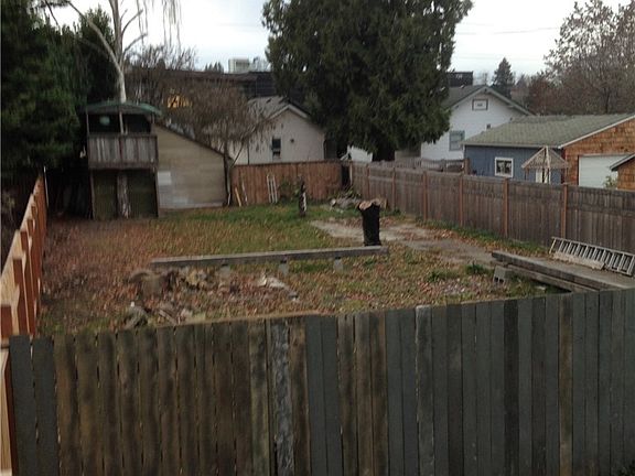 5th image of 717 McKenzie Ave
