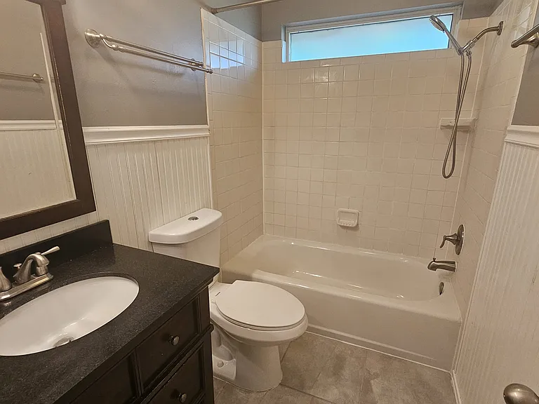 7 NW Forest Ln — Photo 22