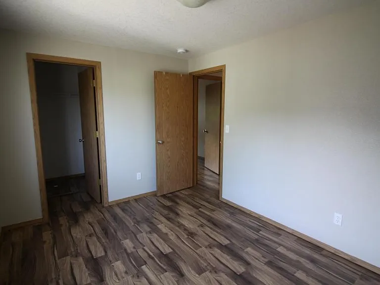 214 NE 170th Ave — Photo 13