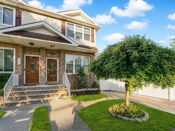 459 Ridgewood Avenue image 1 of 37