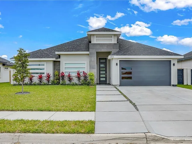2805 Ulex Ave — Photo 1