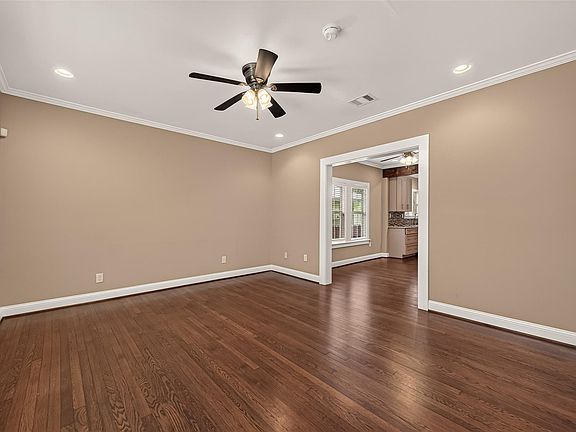 5th image of 1419 Lombardy St