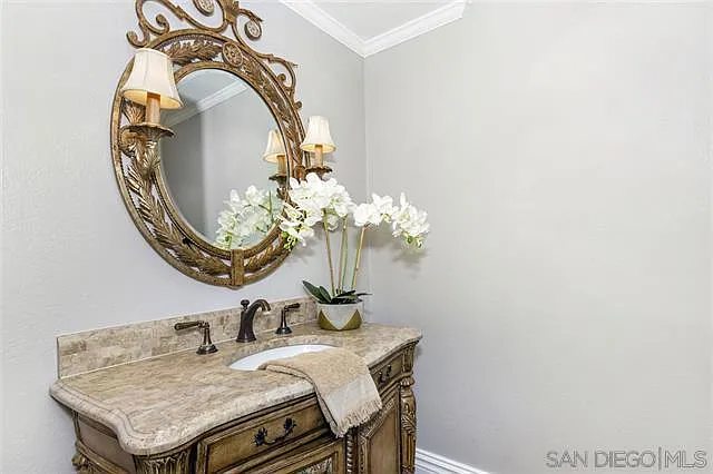 3746 Paseo Vista Famosa — Photo 14