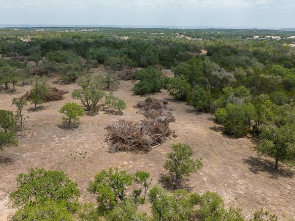 1231 Curtis Ln, Fredericksburg, TX 78624