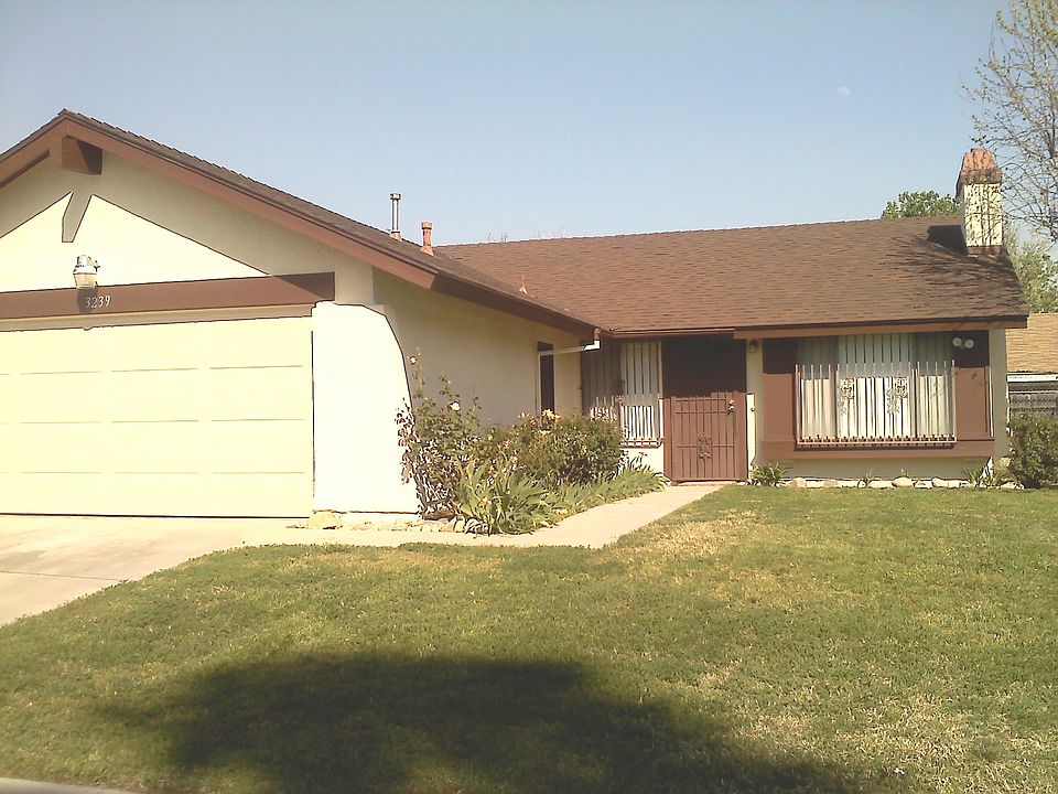1st image of 3239 Edgemont Ct